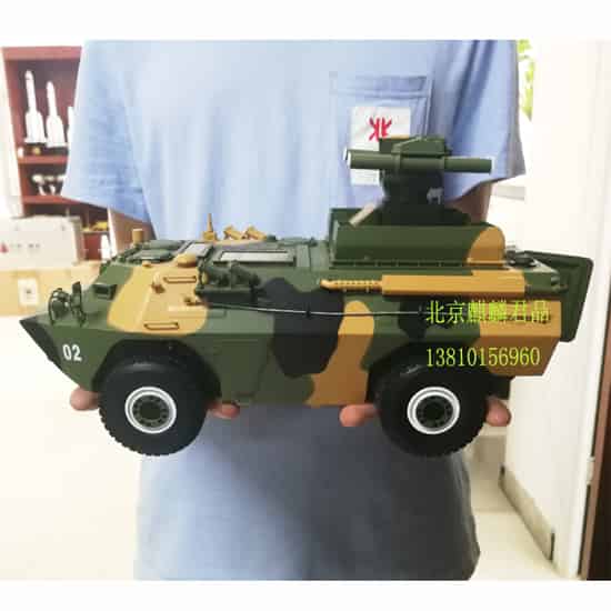 红箭9导弹车模型，1:40比例，红箭九反坦克导弹模型，合金军事模型车辆模型